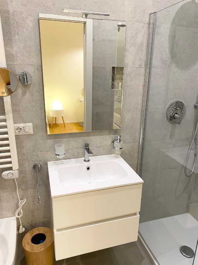 Repubblica One Room Apartment Milano Ngoại thất bức ảnh